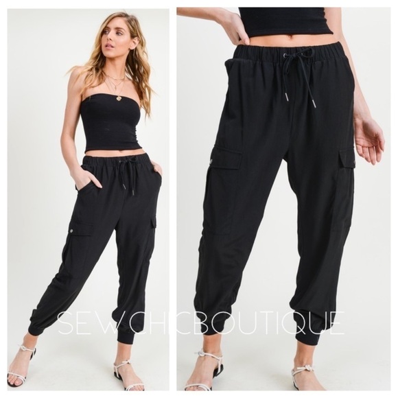 SOFT Cargo Joggers with pocket detail - Picture 2 of 4